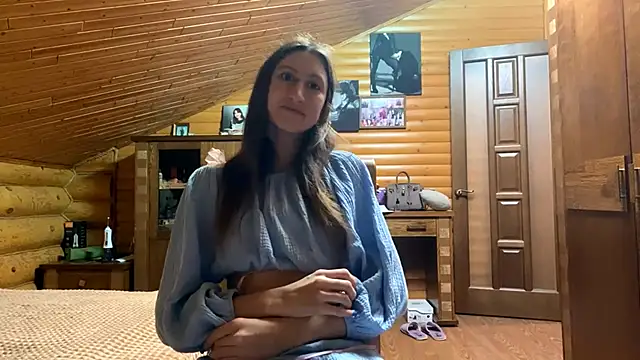 Snapshot of Shyselly chatting on September 10, 2025, 4:39 pm Shyselly online show from September 10, 2025, 4:39 pm