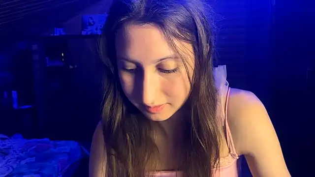 Snapshot of Shyselly chatting on September 17, 2025, 8:11 pm Shyselly online show from September 17, 2025, 8:11 pm