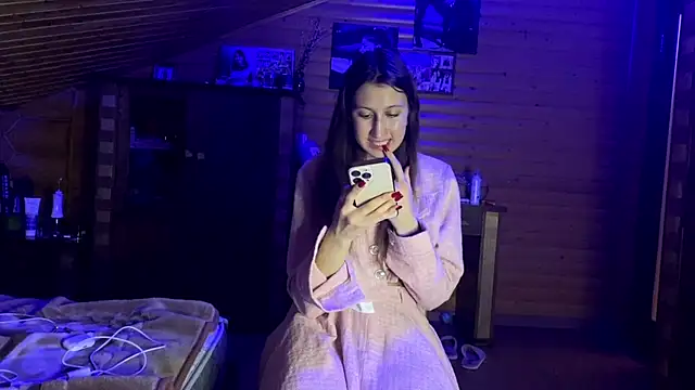 Snapshot of Shyselly chatting on October 4, 2025, 7:15 pm Shyselly online show from October 4, 2025, 7:15 pm