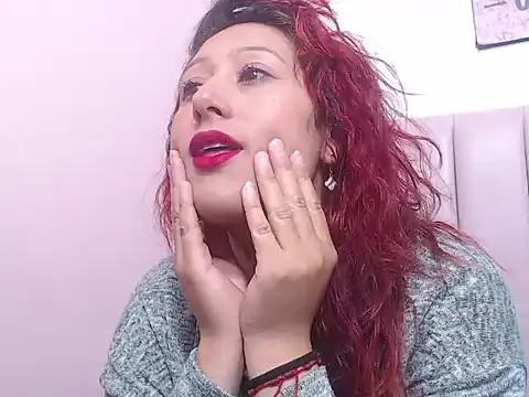 Chloe Wiild online show from November 14, 2025, 3:54 am