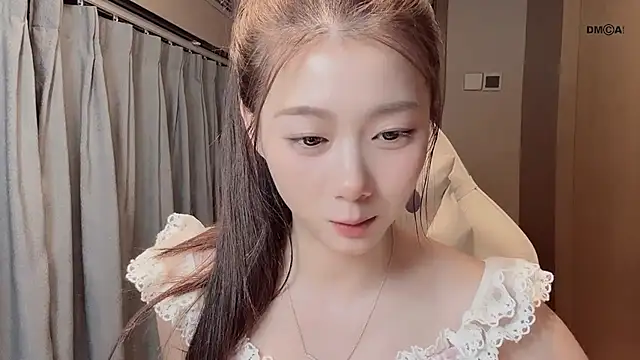 Snapshot of Makinghappymyself_ chatting on November 29, 2025, 10:15 am Makinghappymyself online show from November 29, 2025, 10:15 am