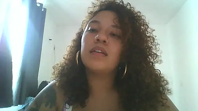 MorganaBelc online show from April 23, 2026, 7:37 pm