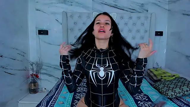 Snapshot of Ari_and_Storm chatting on November 15, 2025, 12:09 pm Ari and Storm online show from November 15, 2025, 12:09 pm