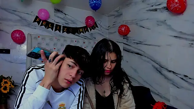 Snapshot of Ari_and_Storm chatting on February 14, 2026, 1:55 pm Ari and Storm online show from February 14, 2026, 1:55 pm