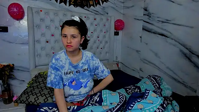 Snapshot of Ari_and_Storm chatting on March 1, 2026, 1:33 pm Ari and Storm online show from March 1, 2026, 1:33 pm