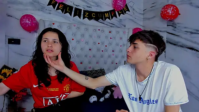 Snapshot of Ari_and_Storm chatting on February 13, 2026, 2:11 am Ari and Storm online show from February 13, 2026, 2:11 am