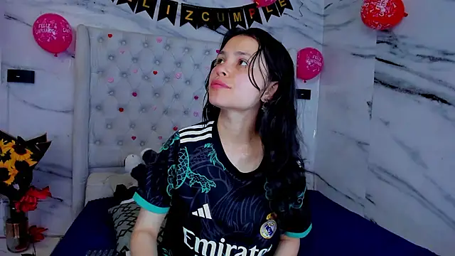 Snapshot of Ari_and_Storm chatting on February 13, 2026, 2:17 pm Ari and Storm online show from February 13, 2026, 2:17 pm