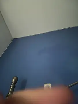 stevo170t online show from April 13, 2026, 12:53 pm