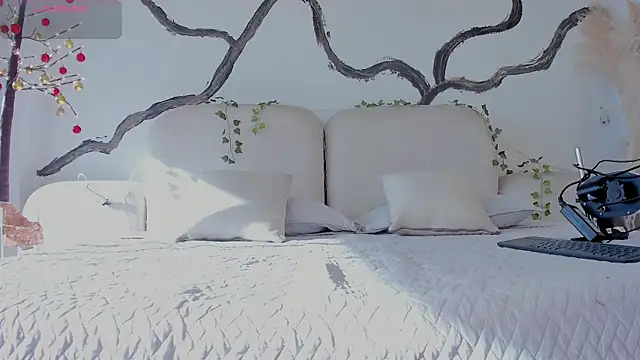 LiamDeep online show from December 21, 2025, 9:04 pm