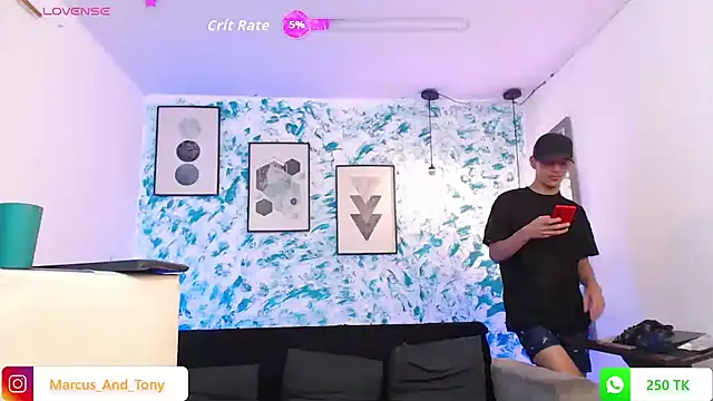 Snapshot of Marcus_and_Tony chatting on September 30, 2025, 3:45 am Marcus and Tony online show from September 30, 2025, 3:45 am