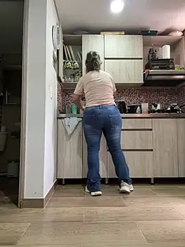 sophie lopez1 online show from March 6, 2026, 4:46 pm