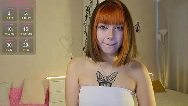 Snapshot of PurrrBerry chatting on September 29, 2025, 3:57 am PurrrBerry online show from September 29, 2025, 3:57 am