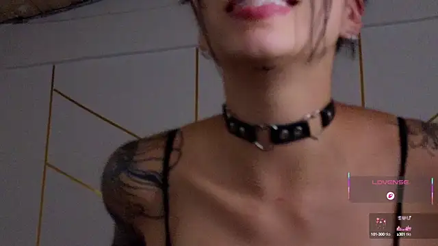 Snapshot of Hollyxx_ chatting on September 13, 2025, 8:09 pm Hollyxx online show from September 13, 2025, 8:09 pm