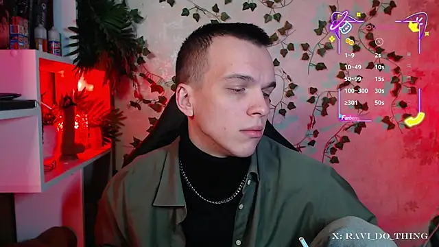 Snapshot of frozen_boy chatting on September 22, 2025, 4:02 pm frozen boy online show from September 22, 2025, 4:02 pm