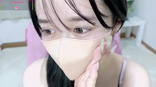 Anne Anne chan online show from October 27, 2025, 4:30 pm