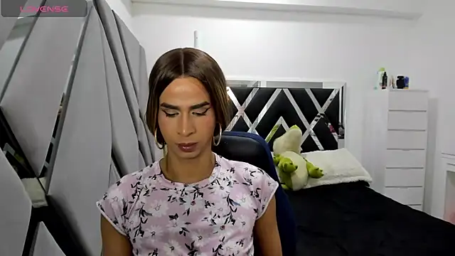 Snapshot of Jupiter_88 chatting on November 18, 2025, 10:13 pm Jupiter 88 online show from November 18, 2025, 10:13 pm