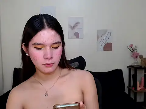 sassymimi69 online show from September 21, 2025, 2:39 am