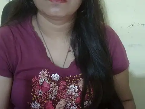 Snapshot of Aanya_Hazel chatting on November 27, 2025, 10:10 pm Aanya Hazel online show from November 27, 2025, 10:10 pm