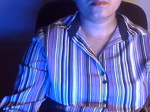 Snapshot of Aanya_Hazel chatting on September 23, 2025, 10:17 pm Aanya Hazel online show from September 23, 2025, 10:17 pm