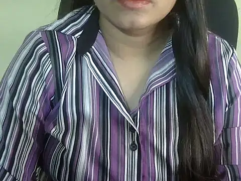 Snapshot of Aanya_Hazel chatting on October 5, 2025, 3:03 pm Aanya Hazel online show from October 5, 2025, 3:03 pm