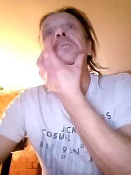 Kuba Gd online show from November 22, 2025, 1:04 am