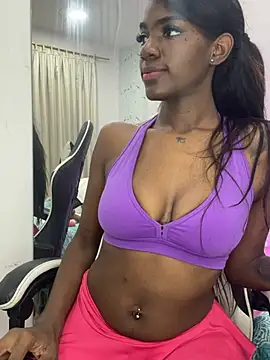 Snapshot of Alma_Stevenson chatting on May 14, 2026, 2:14 pm Alma Stevenson online show from May 14, 2026, 2:14 pm