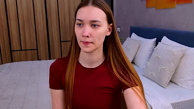 AmadaReine online show from March 25, 2026, 4:17 pm