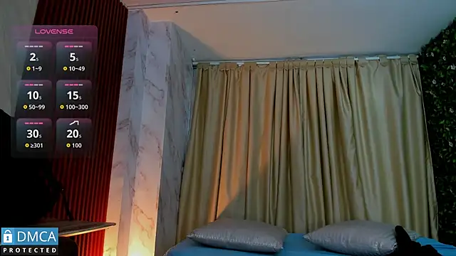 Snapshot of Kiara_Zahiri__ chatting on September 19, 2025, 11:14 am Kiara Zahiri online show from September 19, 2025, 11:14 am