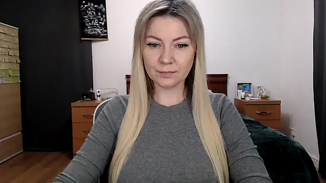 Snapshot of ParadiseAlina chatting on January 18, 2026, 4:32 pm ParadiseAlina online show from January 18, 2026, 4:32 pm