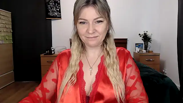 Snapshot of ParadiseAlina chatting on February 3, 2026, 3:17 pm ParadiseAlina online show from February 3, 2026, 3:17 pm