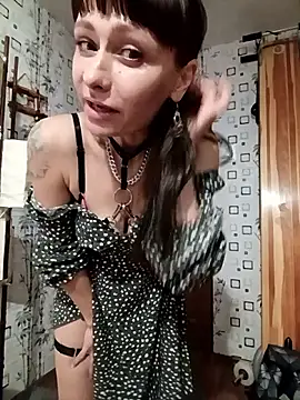 Snapshot of Lietta_ chatting on November 2, 2025, 7:30 pm Lietta online show from November 2, 2025, 7:30 pm