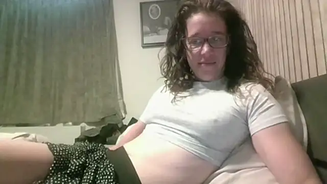 Snapshot of JezebelDutch chatting on July 3, 2026, 10:55 am JezebelDutch online show from July 3, 2026, 10:55 am