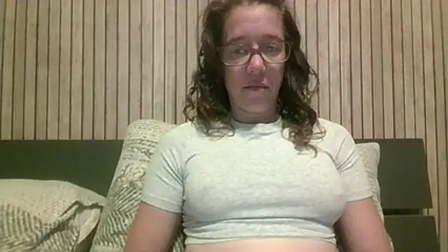 Snapshot of JezebelDutch chatting on July 7, 2026, 6:58 am JezebelDutch online show from July 7, 2026, 6:58 am