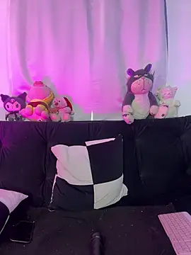 Snapshot of Clawd_hot chatting on February 11, 2026, 2:06 pm Clawd hot online show from February 11, 2026, 2:06 pm