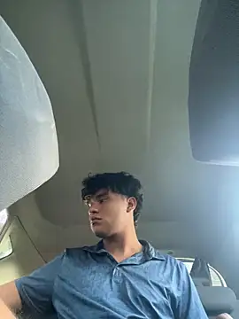 VRGUD0N19cm online show from April 3, 2026, 12:06 am