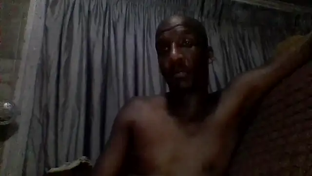 longdickson12345 online show from November 13, 2025, 8:35 pm