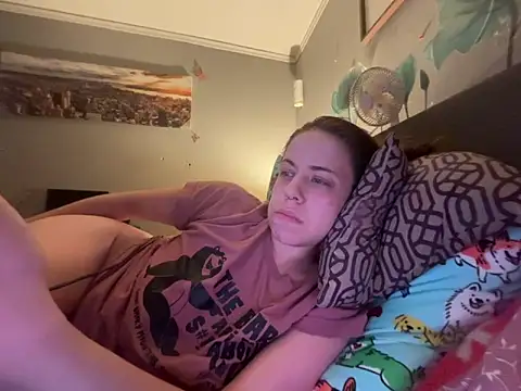 Vaua089 online show from April 16, 2026, 4:57 am