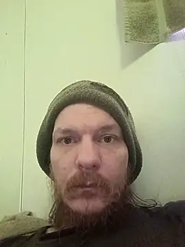 Poundtown1226 online show from February 8, 2026, 6:05 pm