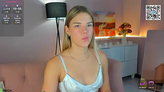 CherryLexi  online show from May 22, 2026, 3:37 am