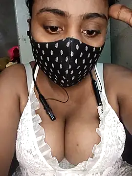 Snapshot of Schii69 chatting on January 10, 2026, 2:01 pm Schii69 online show from January 10, 2026, 2:01 pm