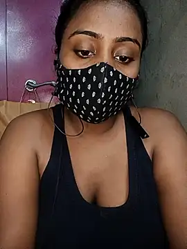 Snapshot of Schii69 chatting on December 13, 2025, 8:04 pm Schii69 online show from December 13, 2025, 8:04 pm