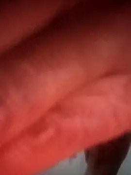 Snapshot of Elkato69 chatting on December 13, 2025, 11:44 pm Elkato69 online show from December 13, 2025, 11:44 pm