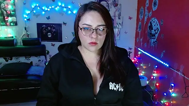 Snapshot of carol_20 chatting on February 19, 2025, 4:12 am carol 20 online show from February 19, 2025, 4:12 am