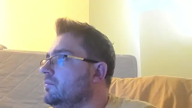 lucifernunaa online show from October 29, 2025, 9:36 pm