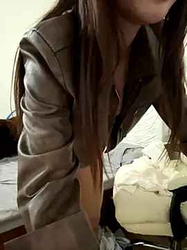 Snapshot of susu_baby chatting on November 16, 2025, 12:15 am susu baby online show from November 16, 2025, 12:15 am