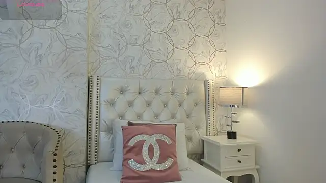 amara rousse online show from December 15, 2025, 11:38 am