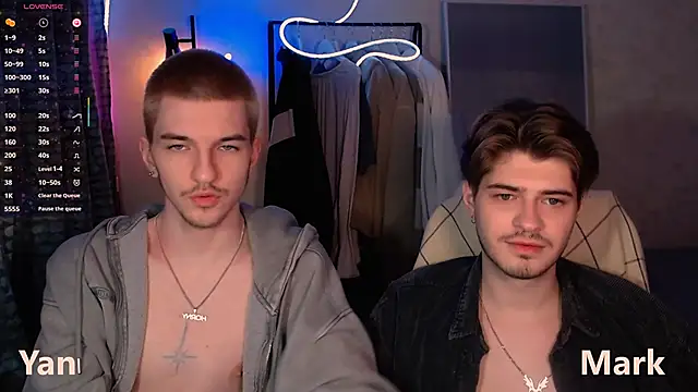 Snapshot of itsyanbb chatting on November 22, 2025, 8:18 pm itsyanbb online show from November 22, 2025, 8:18 pm