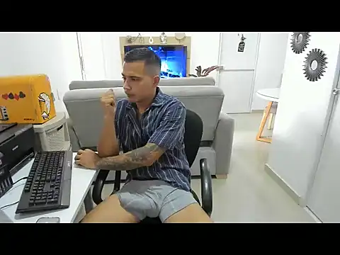 AndrewGmz online show from March 1, 2026, 9:48 pm