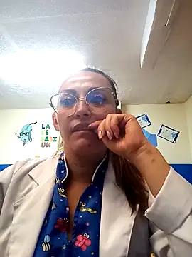 Snapshot of -AngelNova- chatting on October 27, 2025, 1:01 pm -AngelNova- online show from October 27, 2025, 1:01 pm