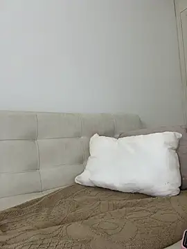 Miafisher  online show from March 4, 2026, 11:56 pm